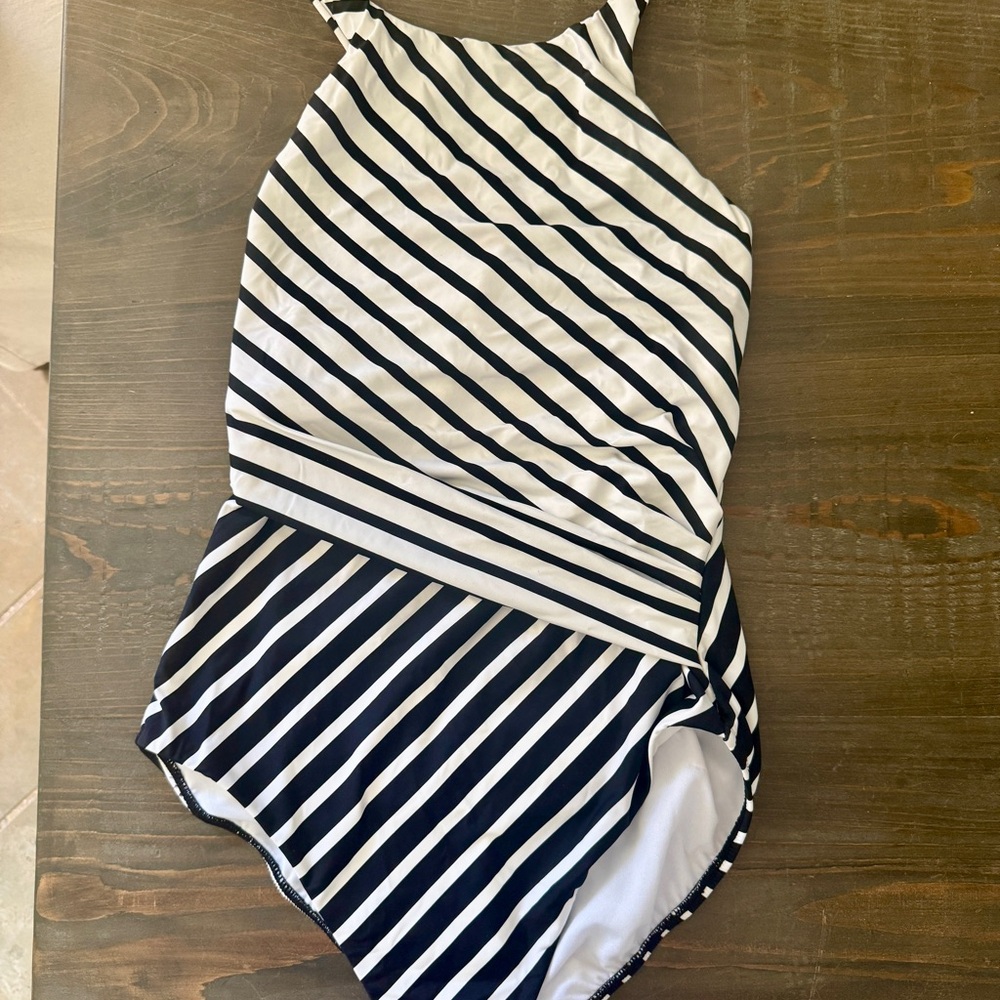 Kenneth Cole Black and White Swimwear